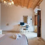 Kypeiros Country Relais Фермерский дом Ното